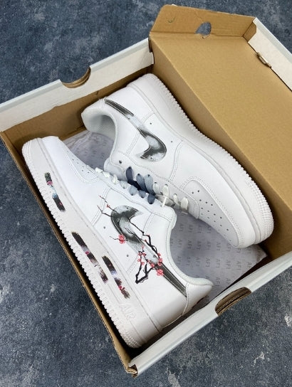 Premièrement : Les baskets Nike Air Force 1 femme sont bien plus qu’une simple paire de baskets – elles incarnent un style légendaire, un confort exceptionnel et une polyvalence inégalée.