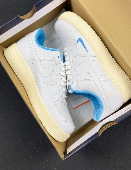 Premièrement : Les baskets Nike Air Force 1 femme sont bien plus qu’une simple paire de baskets – elles incarnent un style légendaire, un confort exceptionnel et une polyvalence inégalée.