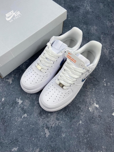 Premièrement : Les baskets Nike Air Force 1 femme sont bien plus qu’une simple paire de baskets – elles incarnent un style légendaire, un confort exceptionnel et une polyvalence inégalée.