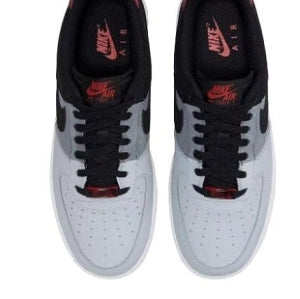 Premièrement : Les baskets Nike Air Force 1 femme sont bien plus qu’une simple paire de baskets – elles incarnent un style légendaire, un confort exceptionnel et une polyvalence inégalée.