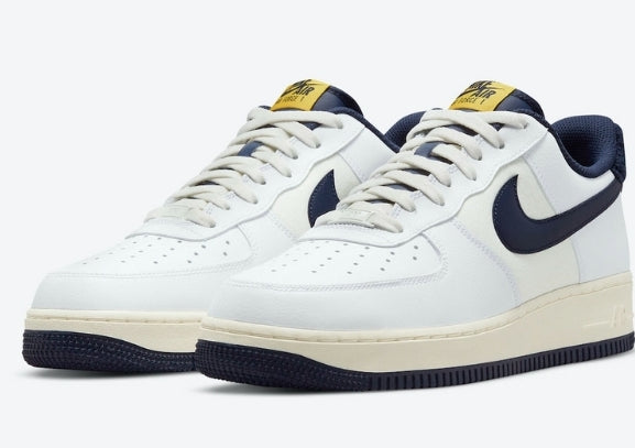 Premièrement : Les baskets Nike Air Force 1 femme sont bien plus qu’une simple paire de baskets – elles incarnent un style légendaire, un confort exceptionnel et une polyvalence inégalée.