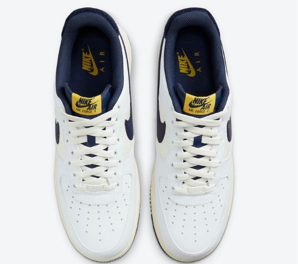 Premièrement : Les baskets Nike Air Force 1 femme sont bien plus qu’une simple paire de baskets – elles incarnent un style légendaire, un confort exceptionnel et une polyvalence inégalée.