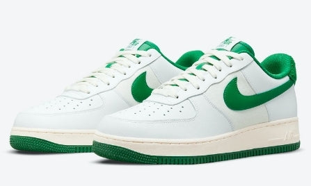 Premièrement : Les baskets Nike Air Force 1 femme sont bien plus qu’une simple paire de baskets – elles incarnent un style légendaire, un confort exceptionnel et une polyvalence inégalée.