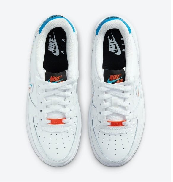 Premièrement : Les baskets Nike Air Force 1 Low femme incarnent l’alliance parfaite entre style intemporel et innovation technique.