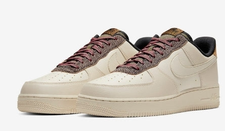 Premièrement : Les baskets Nike Air Force 1 Low femme incarnent l’alliance parfaite entre style intemporel et innovation technique.