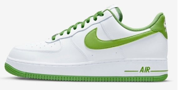 Premièrement : Les baskets Nike Air Force 1 Low femme incarnent l’alliance parfaite entre style intemporel et innovation technique.