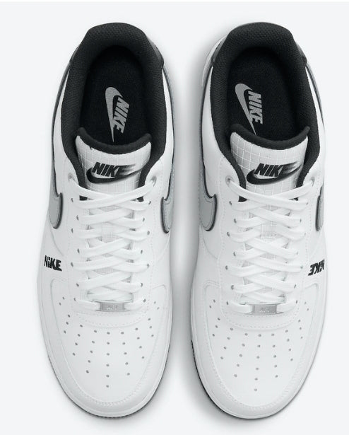 Premièrement : Les baskets Nike Air Force 1 Low femme incarnent l’alliance parfaite entre style intemporel et innovation technique.
