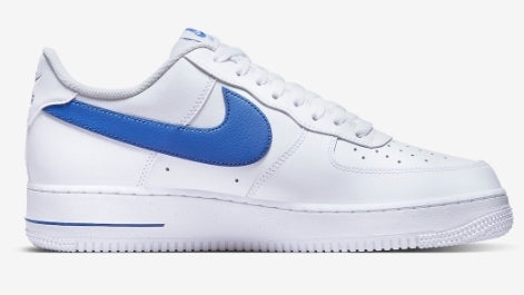 Premièrement : Les baskets Nike Air Force 1 femme sont bien plus qu’une simple paire de baskets – elles incarnent un style légendaire, un confort exceptionnel et une polyvalence inégalée.
