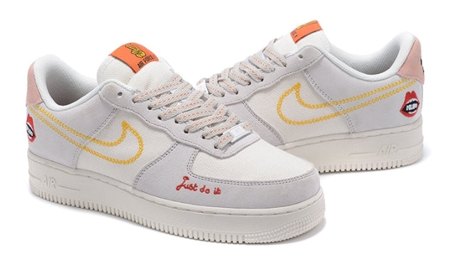 Premièrement : Les baskets Nike Air Force 1 Low femme incarnent l’alliance parfaite entre style intemporel et innovation technique.