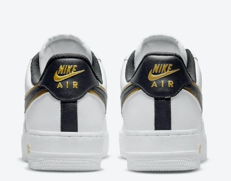 Premièrement : Les baskets Nike Air Force 1 Low femme incarnent l’alliance parfaite entre style intemporel et innovation technique.