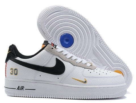 Premièrement : Les baskets Nike Air Force 1 femme sont bien plus qu’une simple paire de baskets – elles incarnent un style légendaire, un confort exceptionnel et une polyvalence inégalée.