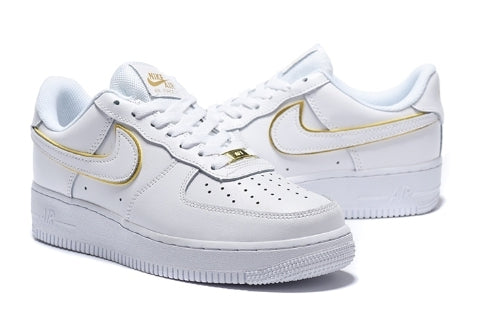 Premièrement : Les baskets Nike Air Force 1 femme sont bien plus qu’une simple paire de baskets – elles incarnent un style légendaire, un confort exceptionnel et une polyvalence inégalée.