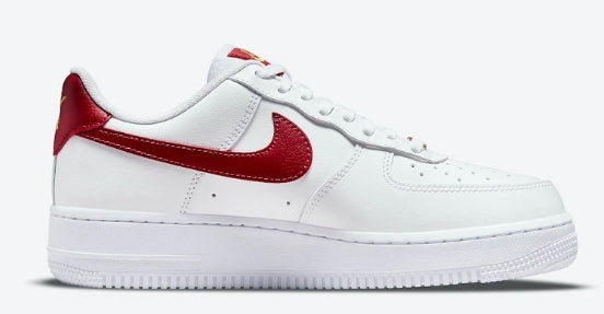 Premièrement : Les baskets Nike Air Force 1 femme sont bien plus qu’une simple paire de baskets – elles incarnent un style légendaire, un confort exceptionnel et une polyvalence inégalée.