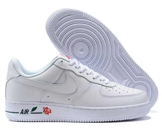 Premièrement : Les baskets Nike Air Force 1 femme sont bien plus qu’une simple paire de baskets – elles incarnent un style légendaire, un confort exceptionnel et une polyvalence inégalée.
