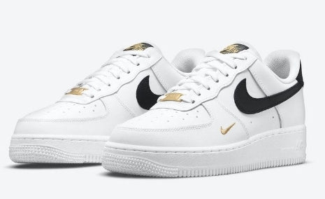 Premièrement : Les baskets Nike Air Force 1 Low femme incarnent l’alliance parfaite entre style intemporel et innovation technique.