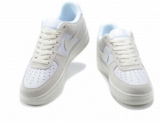 Premièrement : Les baskets Nike Air Force 1 femme sont bien plus qu’une simple paire de baskets – elles incarnent un style légendaire, un confort exceptionnel et une polyvalence inégalée.