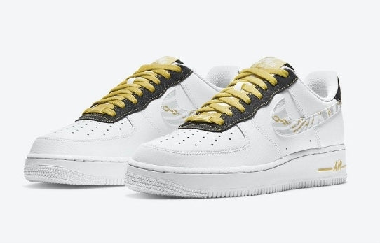 Premièrement : Les baskets Nike Air Force 1 femme sont bien plus qu’une simple paire de baskets – elles incarnent un style légendaire, un confort exceptionnel et une polyvalence inégalée.