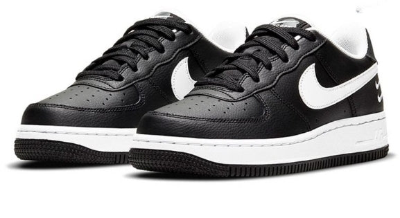 Premièrement : Les baskets Nike Air Force 1 femme sont bien plus qu’une simple paire de baskets – elles incarnent un style légendaire, un confort exceptionnel et une polyvalence inégalée.