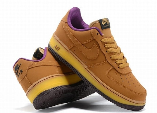 Premièrement : Les baskets Nike Air Force 1 femme sont bien plus qu’une simple paire de baskets – elles incarnent un style légendaire, un confort exceptionnel et une polyvalence inégalée.