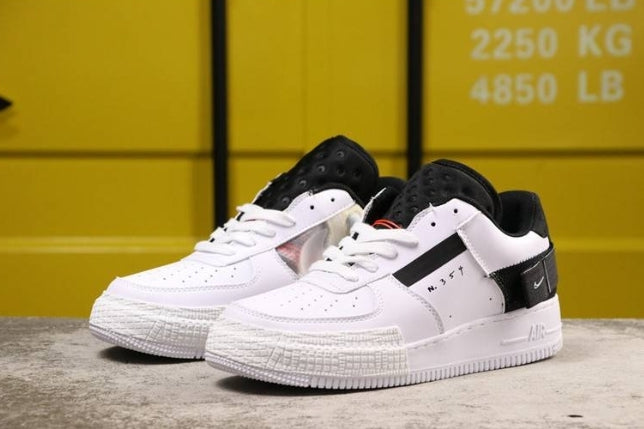 Premièrement : Les baskets Nike Air Force 1 Low femme incarnent l’alliance parfaite entre style intemporel et innovation technique.