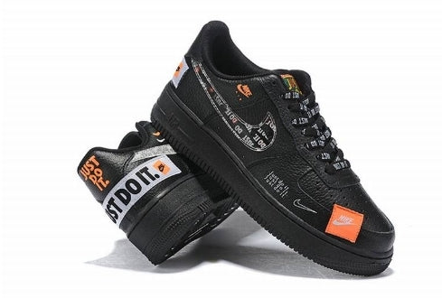 Premièrement : Les baskets Nike Air Force 1 Low femme incarnent l’alliance parfaite entre style intemporel et innovation technique.