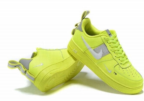 Premièrement : Les baskets Nike Air Force 1 Low femme incarnent l’alliance parfaite entre style intemporel et innovation technique.