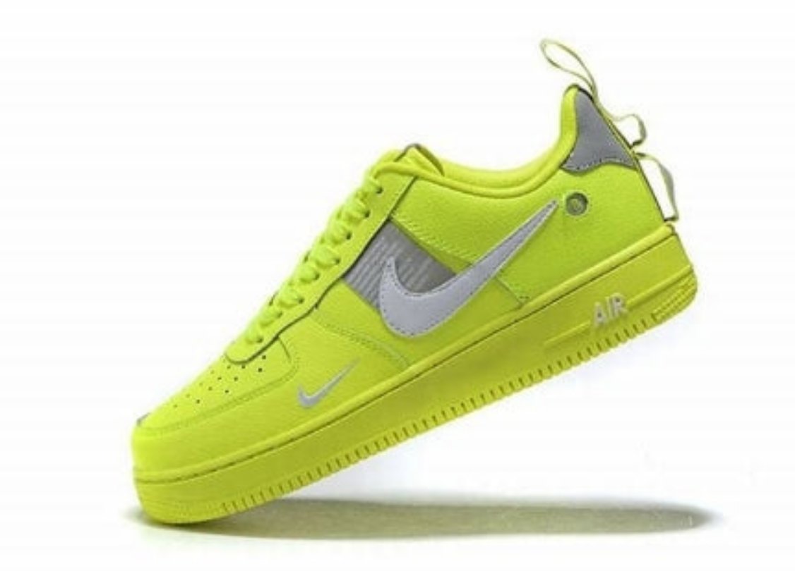 Premièrement : Les baskets Nike Air Force 1 Low femme incarnent l’alliance parfaite entre style intemporel et innovation technique.