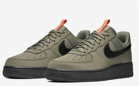 Premièrement : Les baskets Nike Air Force 1 Low femme incarnent l’alliance parfaite entre style intemporel et innovation technique.