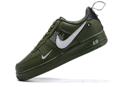 Premièrement : Les baskets Nike Air Force 1 Low femme incarnent l’alliance parfaite entre style intemporel et innovation technique.