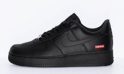Premièrement : Les baskets Nike Air Force 1 Low femme incarnent l’alliance parfaite entre style intemporel et innovation technique.