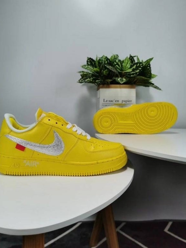 Premièrement : Les baskets Nike Air Force 1 Low femme incarnent l’alliance parfaite entre style intemporel et innovation technique.