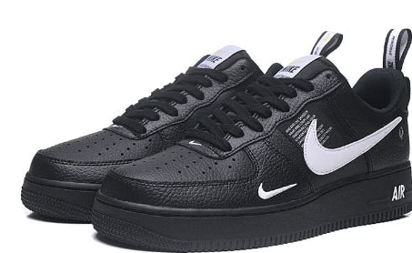 Premièrement : Les baskets Nike Air Force 1 Low femme incarnent l’alliance parfaite entre style intemporel et innovation technique.