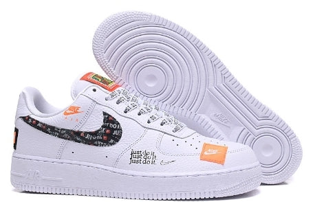Premièrement : Les baskets Nike Air Force 1 Low femme incarnent l’alliance parfaite entre style intemporel et innovation technique.