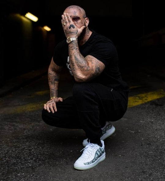 Premièrement : Les baskets Nike Air Force 1 Low femme incarnent l’alliance parfaite entre style intemporel et innovation technique.