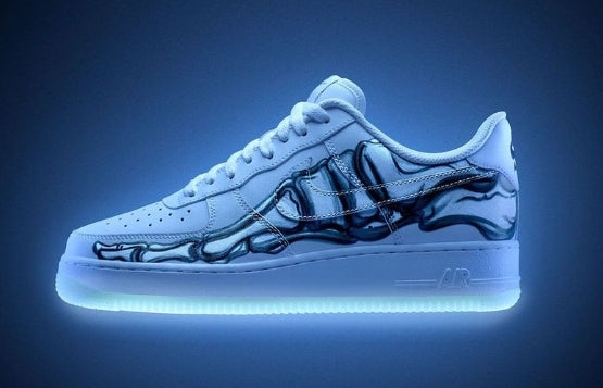 Premièrement : Les baskets Nike Air Force 1 Low femme incarnent l’alliance parfaite entre style intemporel et innovation technique.