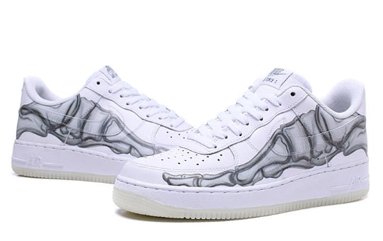 Premièrement : Les baskets Nike Air Force 1 Low femme incarnent l’alliance parfaite entre style intemporel et innovation technique.