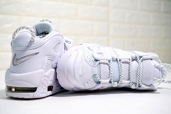 Baskets Nike Air max Uptempo " Triple White " Femme