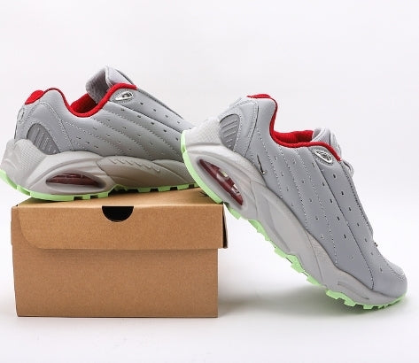 Les baskets Nike Air Terra x NOCTA Femme, issues de la collaboration entre Nike et NOCTA.