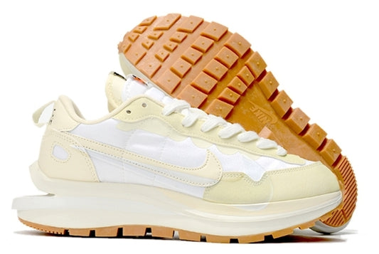 Baskets Nike LD Waffle X Sacai Femme sont un témoignage de l'engagement de Nike à combiner style et innovation.