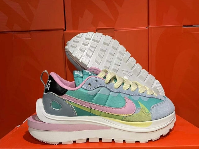 Baskets Nike LD Waffle X Sacai Femme sont un témoignage de l'engagement de Nike à combiner style et innovation.