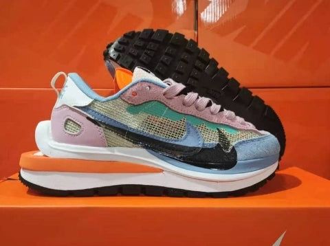 Baskets Nike LD Waffle X Sacai Femme sont un témoignage de l'engagement de Nike à combiner style et innovation.