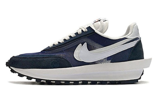 Baskets Nike LD Waffle X Sacai Femme sont un témoignage de l'engagement de Nike à combiner style et innovation.