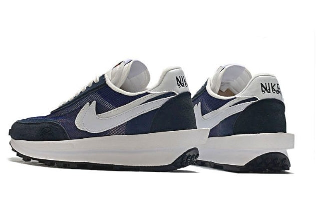 Baskets Nike LD Waffle X Sacai Femme sont un témoignage de l'engagement de Nike à combiner style et innovation.