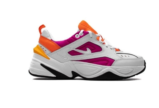 Résultats de l'évolution emblématique de la ligne Nike, les baskets Nike M2K Tekno Femme  sont un témoignage de l'engagement de Nike à combiner style et innovation.