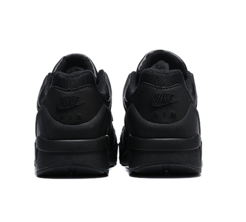 Les baskets Nike Air Structure Triax 91 combinent un style rétro et une technologie moderne. Leur design audacieux.pas cher.le moins cher.