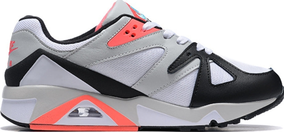 Les baskets Nike Air Structure Triax 91 combinent un style rétro et une technologie moderne. Leur design audacieux.pas cher.le moins cher.