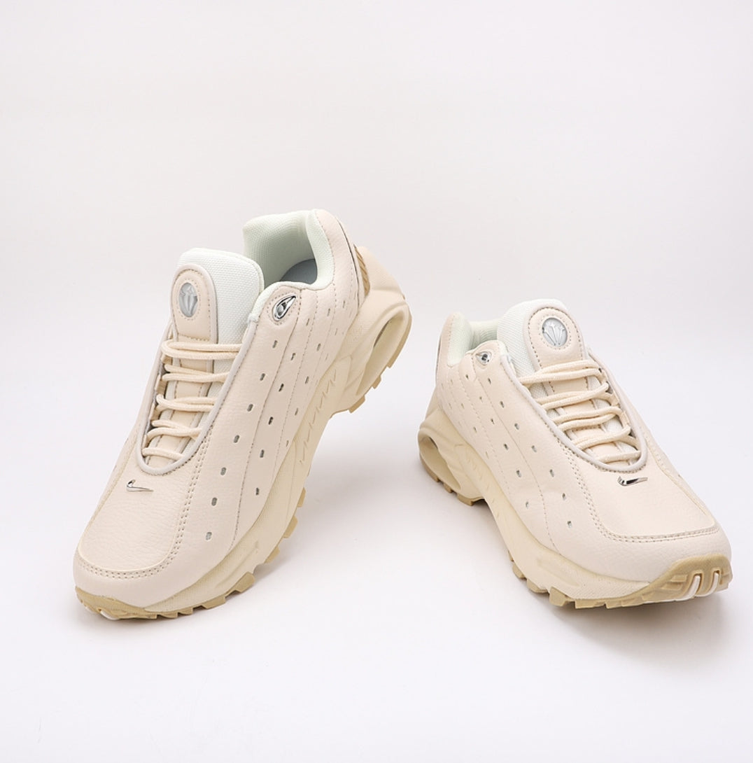 Les baskets Nike Air Terra X NOCTA offrent un style emblématique et une performance exceptionnelle.
design distinctif. Pas cher. Le moins cher.