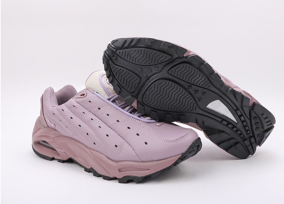 Les baskets Nike Air Terra X NOCTA offrent un style emblématique et une performance exceptionnelle.
design distinctif. Pas cher. Le moins cher.