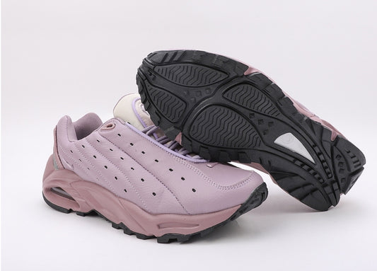 Les baskets Nike Air Terra X NOCTA offrent un style emblématique et une performance exceptionnelle.
design distinctif. Pas cher. Le moins cher.