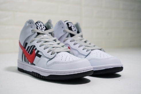 Les baskets Nike SB Dunk allient un style emblématique à un confort supérieur. Leur design légendaire et leurs matériaux de haute qualité. Pas cher.le moins cher .